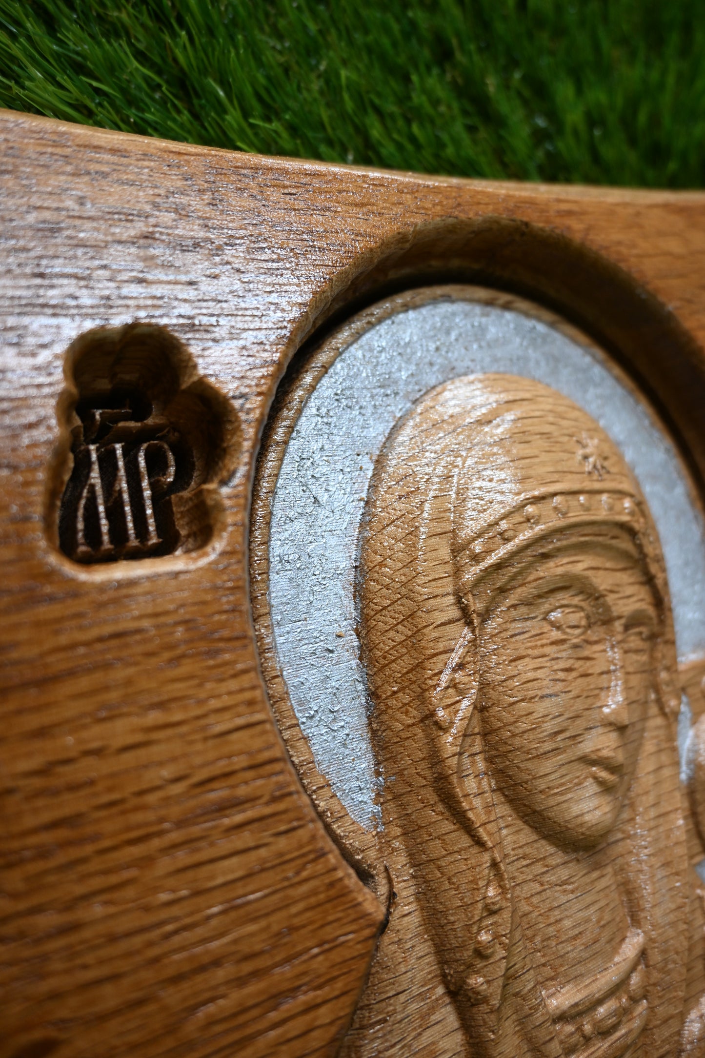 Carved Icon of the Virgin & Child – Live edge Oak