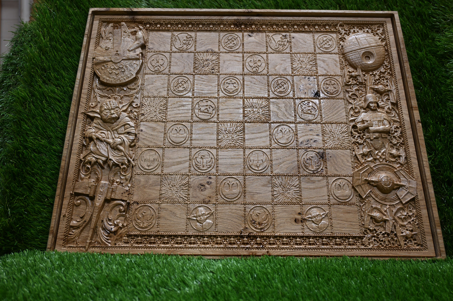 Wooden Chess board - Old Oak (Decoration only)