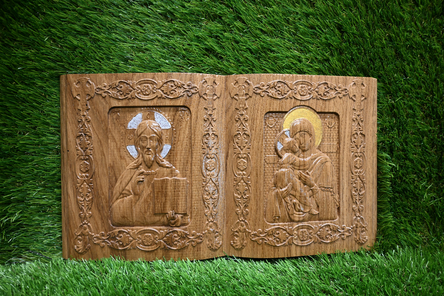 Double Page Book Carve Icon - Oak wood