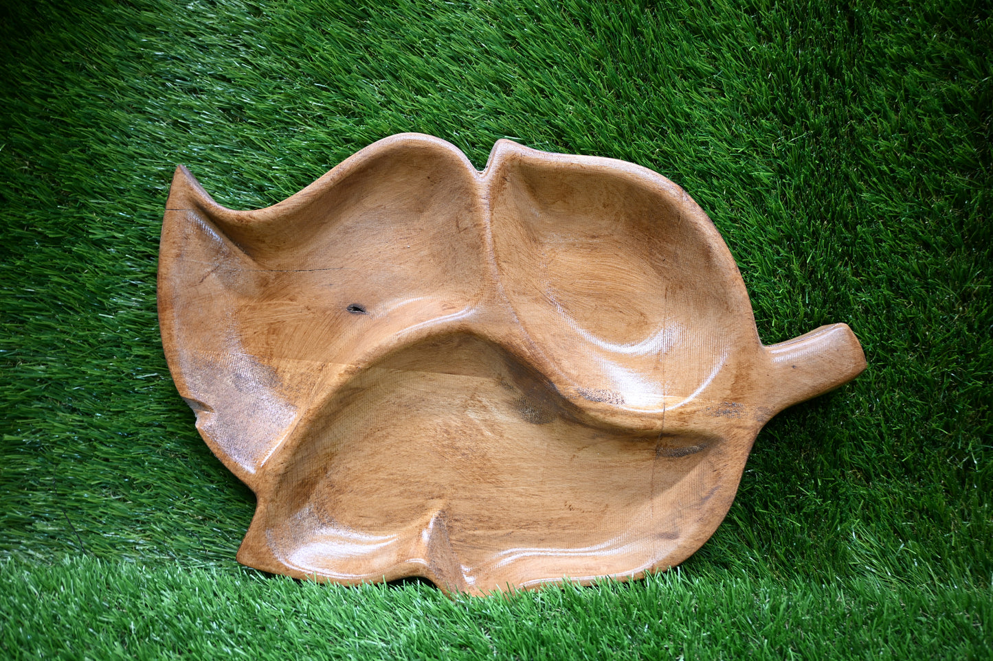 Handcrafted Leaf Serving Tray – Oak Wood